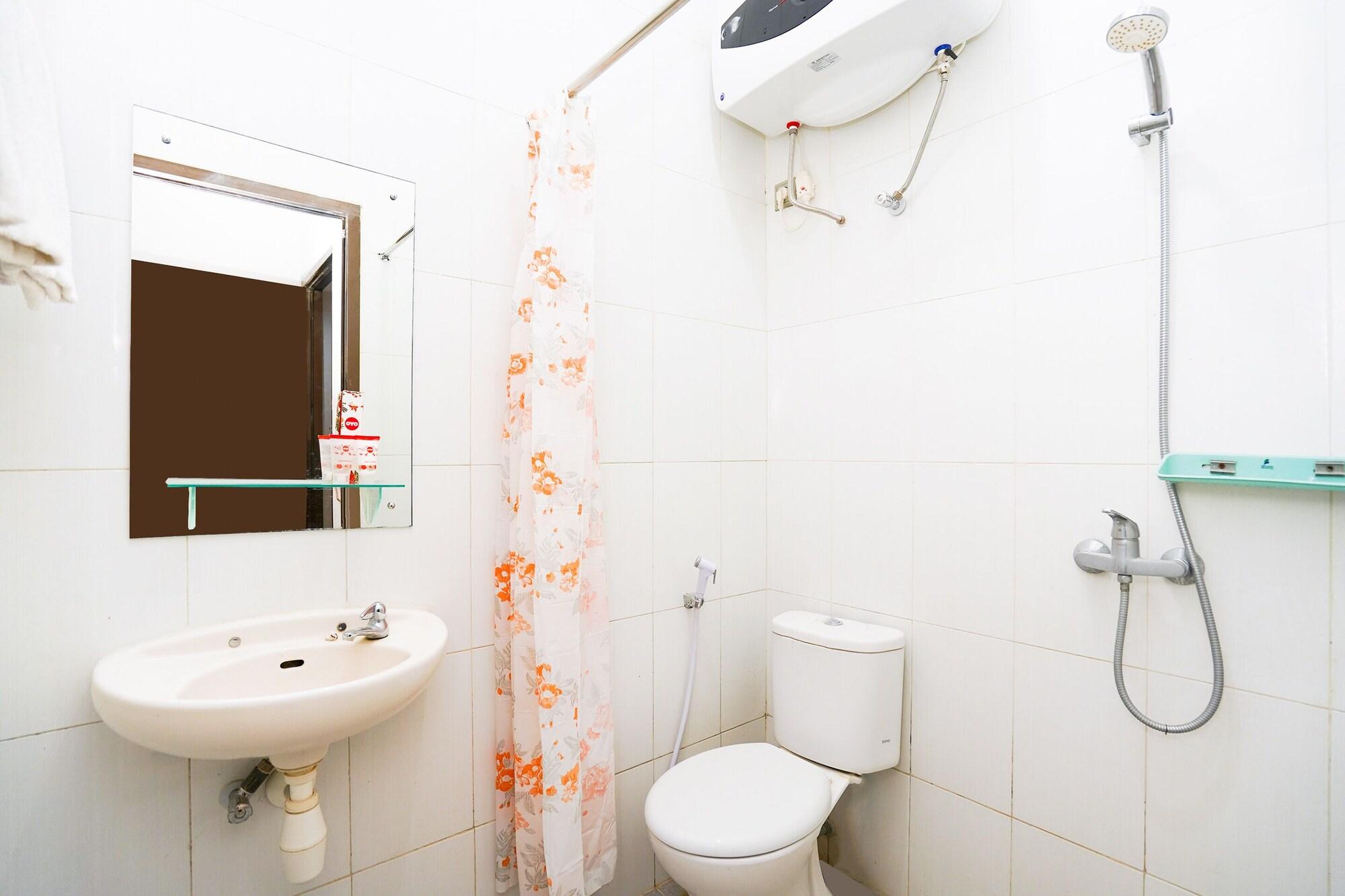 Oyo 450 Semampir Residence Surabaya Kültér fotó