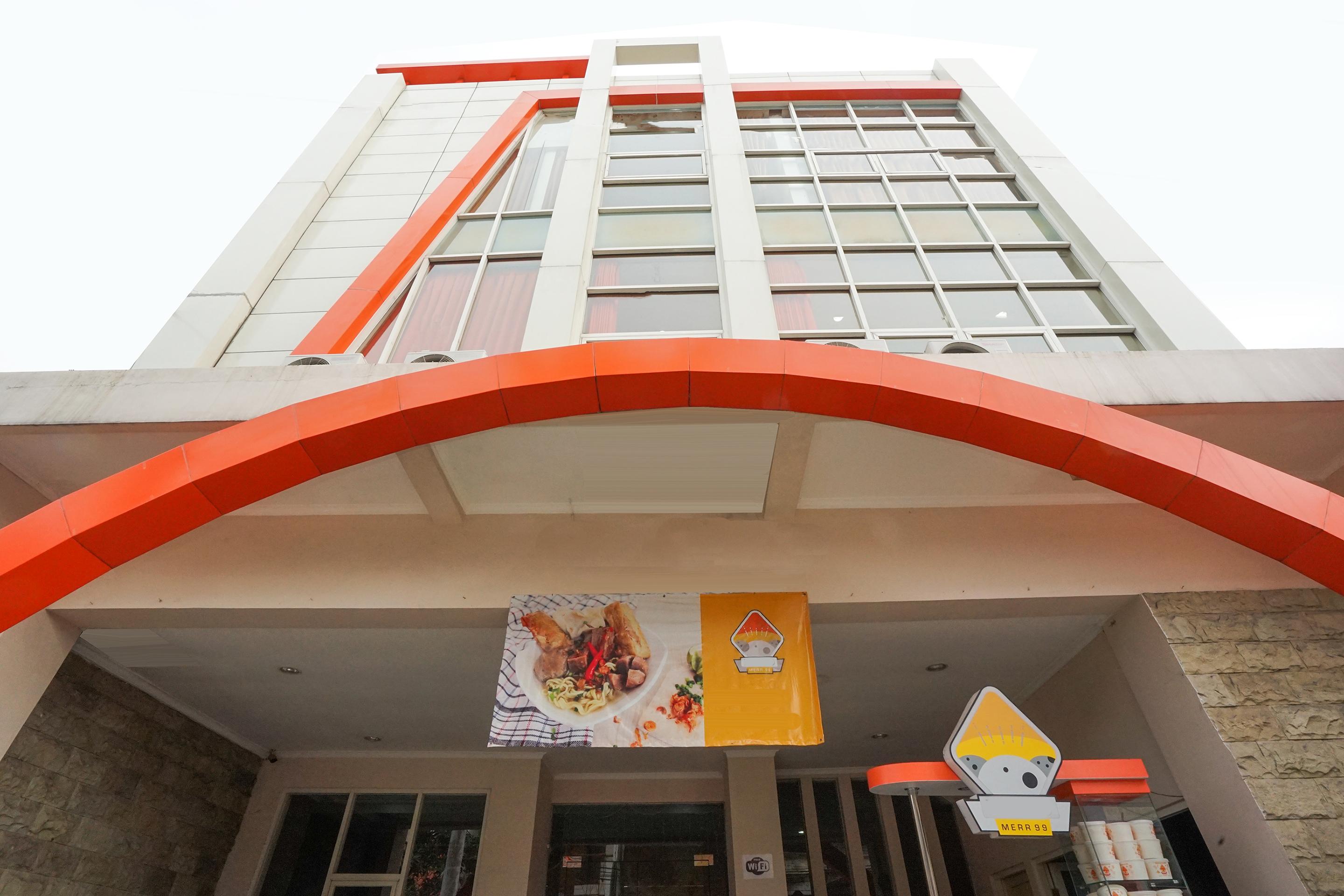 Oyo 450 Semampir Residence Surabaya Kültér fotó